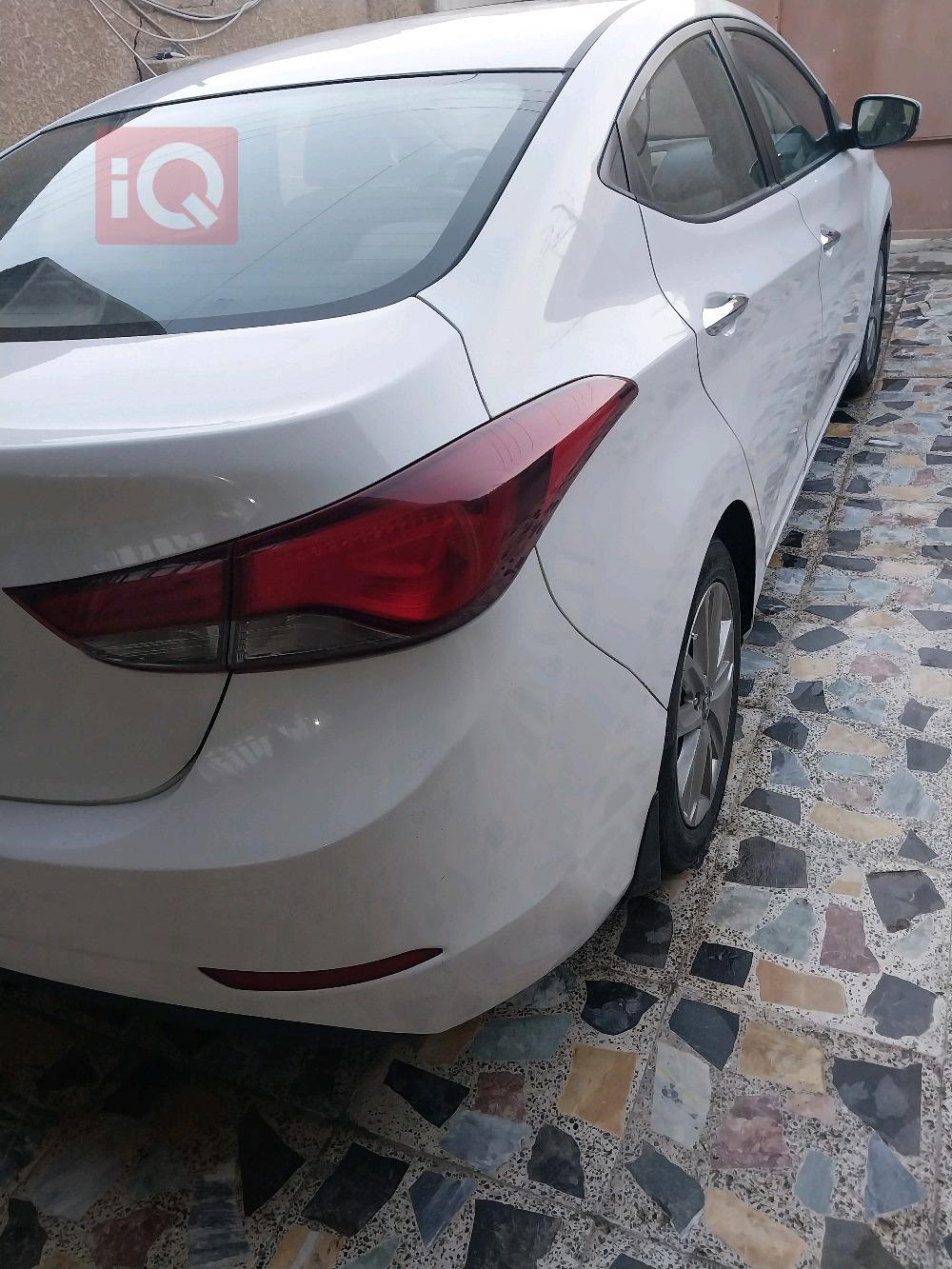 هیوندای ئەلەنترا
